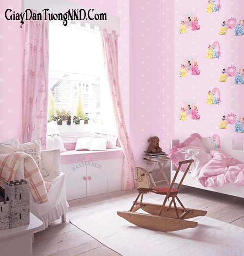 Mẫu giấy dán tường màu hồng in hình các nhân vật hoạt hình được bé gái yêu thích