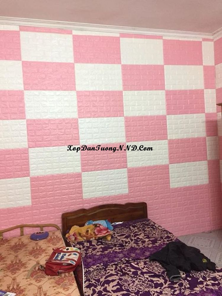 Xốp dán tường giả gạch màu hồng trắng kết hợp